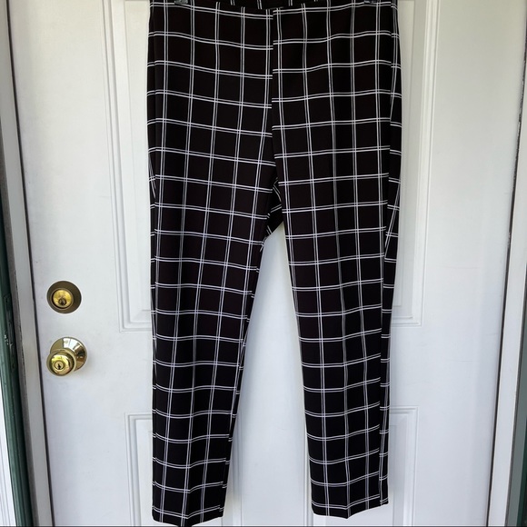 •Adrianna Papell• Pull On Skinny Pants Windowpane Plaid - Size 10 - Picture 1 of 7